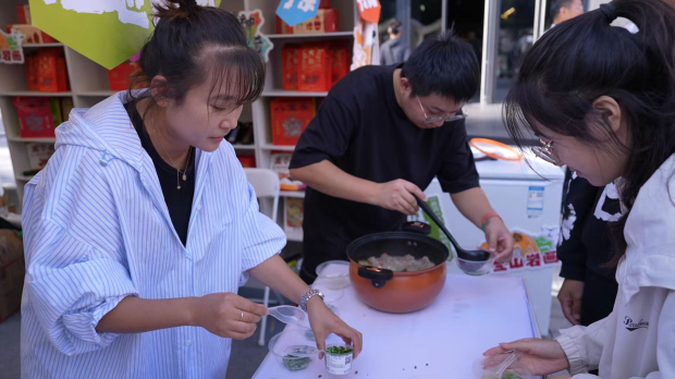 image011 (2).jpg image011 (2).jpg